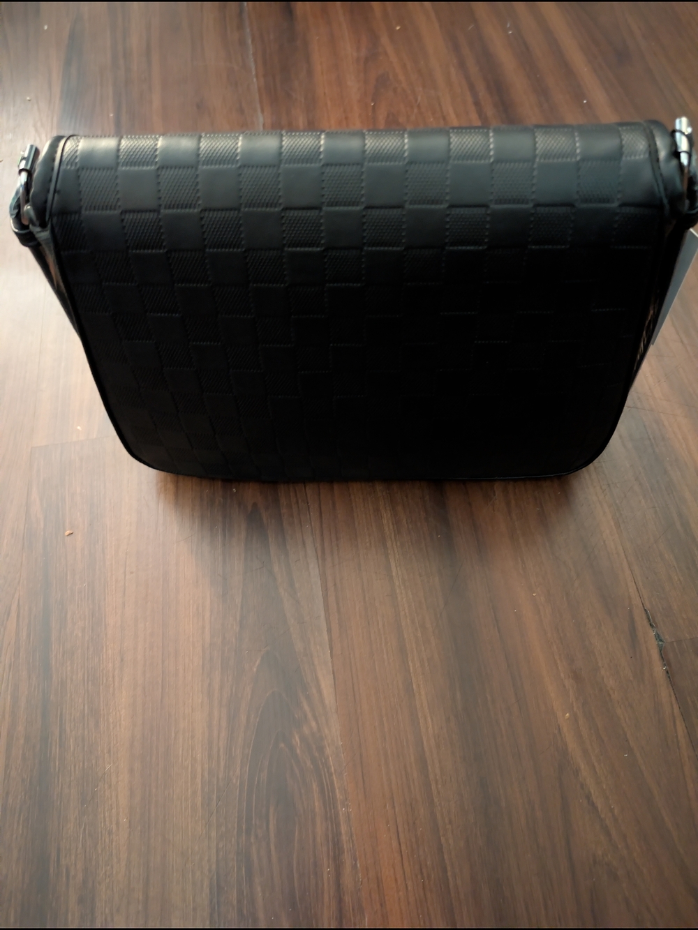 London Fog Black Quilted Shoulder Bag - Picture 5 of 6